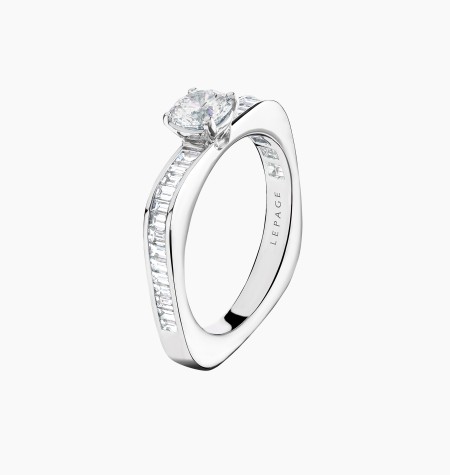 Intrépide solitaire ring in 18k white gold with brilliant-cut and baguette diamonds – Maison Lepage, French jeweler and designer