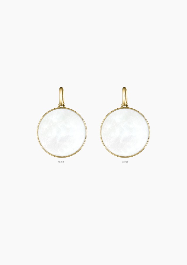 Colette Lune 15 mm medal in yellow gold with white mother-of-pearl – Maison Lepage, French jeweler and designer since 1922.