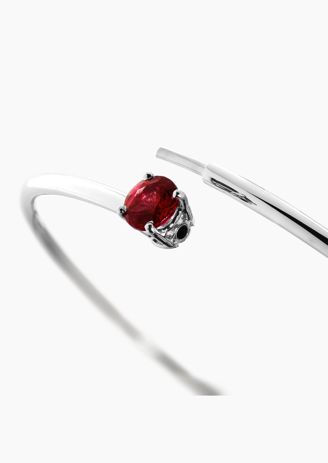 Bracelet jonc flexible Pur en or blanc et rubis - Maison Lepage joaillier créateur français 1922