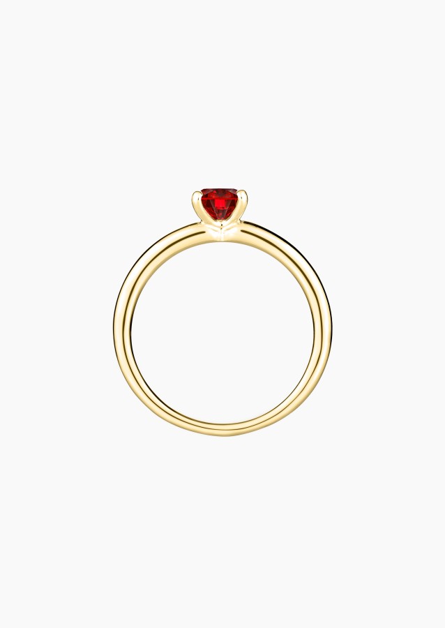 Evidence solitaire ring in 18k yellow gold with round ruby – Jewel by Maison Lepage, French jeweler and designer since 1922.