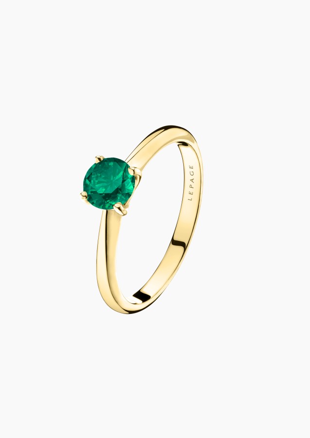 Foudre solitaire ring in yellow gold with emerald – Jewel by Maison Lepage, jeweler and designer since 1922.