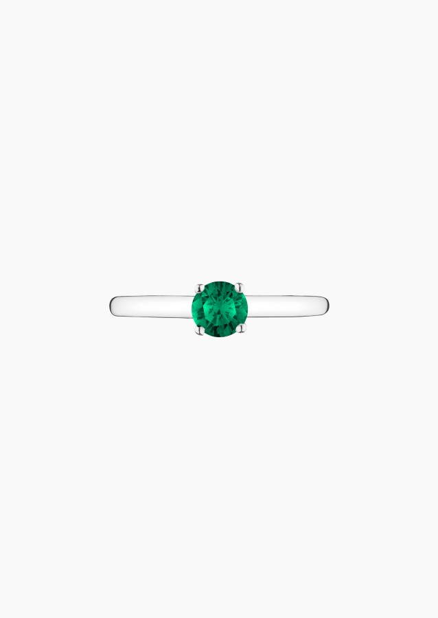 Promesse solitaire ring in white gold with emerald – Jewel by Maison Lepage, jeweler and designer since 1922.