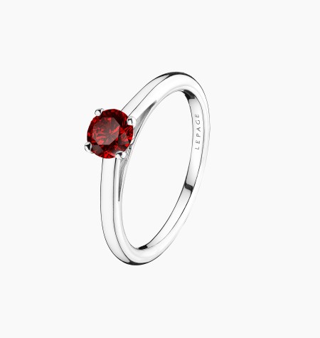 
                                                                                            Promesse solitaire in gold and ruby / Lepage
                                                                                    