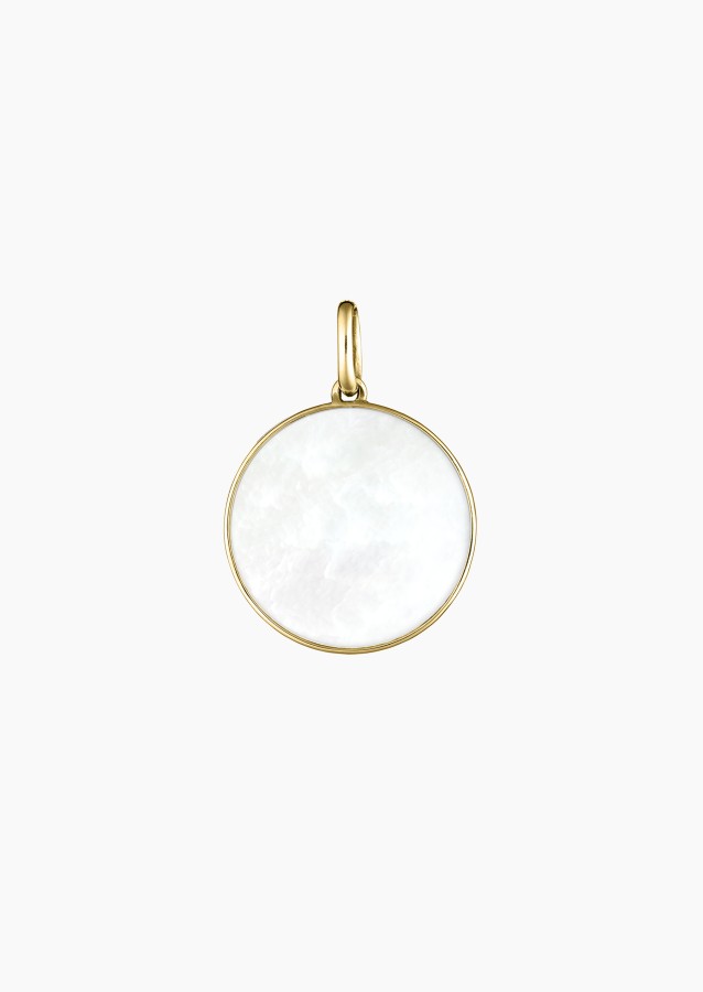 
                                                                                    Colette Lune 15 mm medal in yellow gold with white mother-of-pearl – Maison Lepage, French jeweler and designer since 1922.
                                                                            