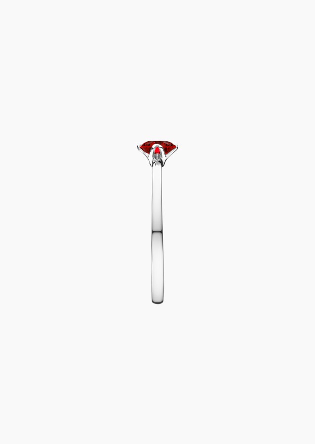 Idylle solitaire ring in white gold with ruby – Jewel by Maison Lepage, jeweler and designer since 1922.