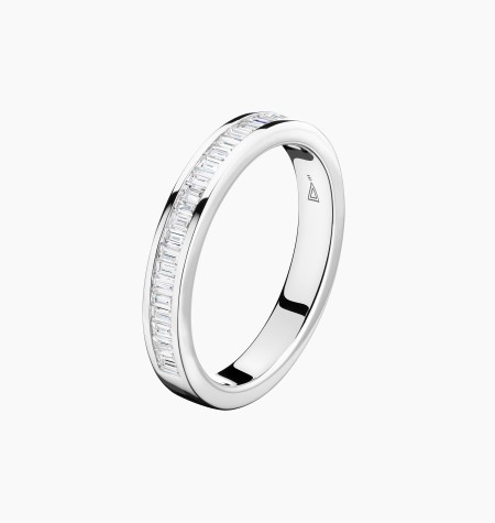 
                                                                                    Charmeuse wedding ring in white gold and 0,42 carat diamonds - Maison Lepage french jeweller 1922
                                                                            