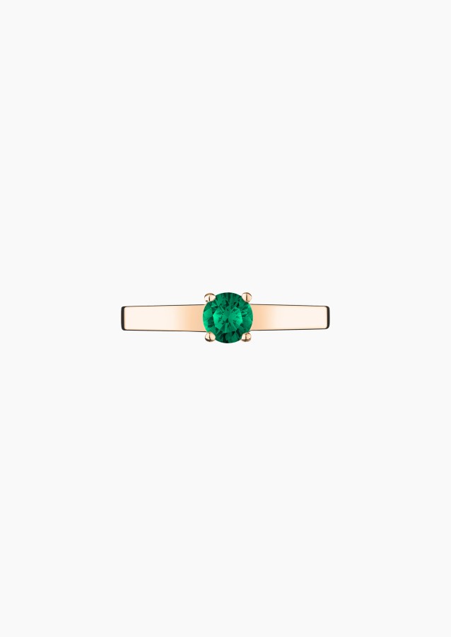 Jackie solitaire ring in rose gold with emerald – Jewel by Maison Lepage, jeweler and designer since 1922.