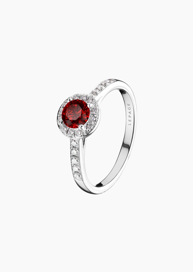 
                                                                                    Coquette solitaire ring in white gold with ruby and diamonds – Jewel by Maison Lepage, jeweler and designer since 1922.
                                                                            
