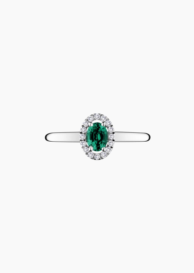 Antoinette ring in white gold, emerald and diamonds – Jewel by Maison Lepage, jeweler and designer since 1922.