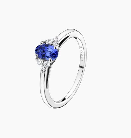 
                                                                                            Madeleine ring in gold, sapphire and diamonds / Lepage
                                                                                    