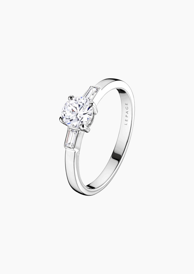 Albert solitaire ring, engagement ring in 18k white gold with brilliant-cut and baguette diamonds – Maison Lepage, French jewele