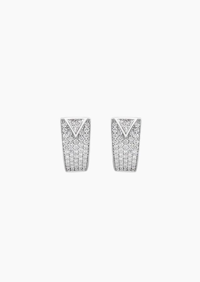 La Flamboyante earrings in white gold with triangular and brilliant-cut diamonds – Maison Lepage, French jeweler and designer.