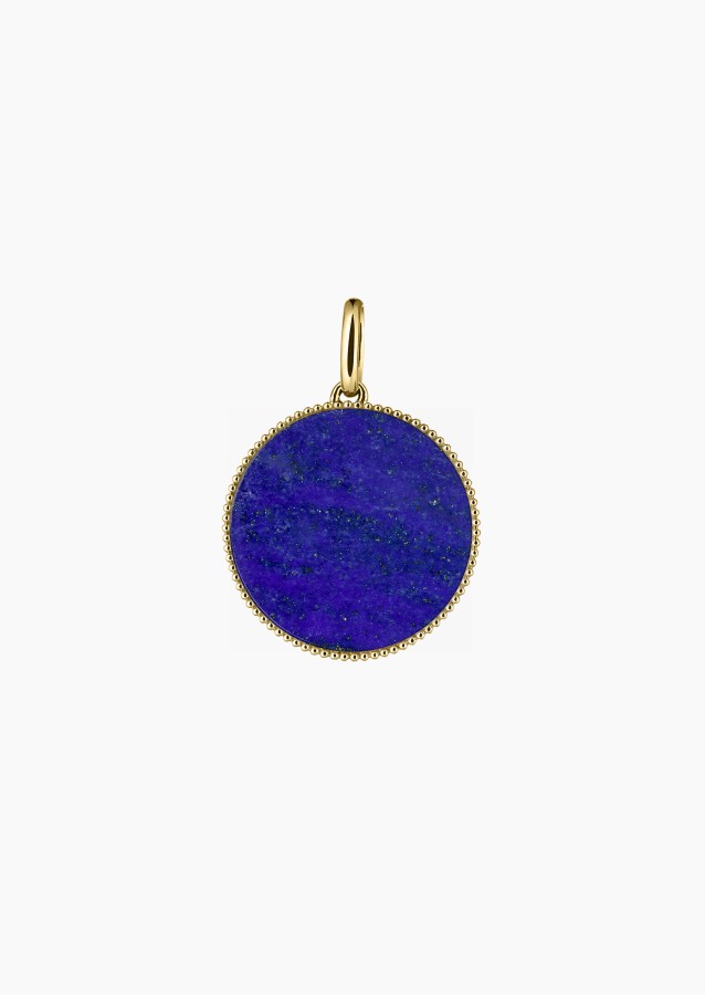 
                                                                                    Colette Lune Perlée 15 mm medal in yellow gold with lapis lazuli – Maison Lepage, French jeweler and designer since 1922.
                                                                            