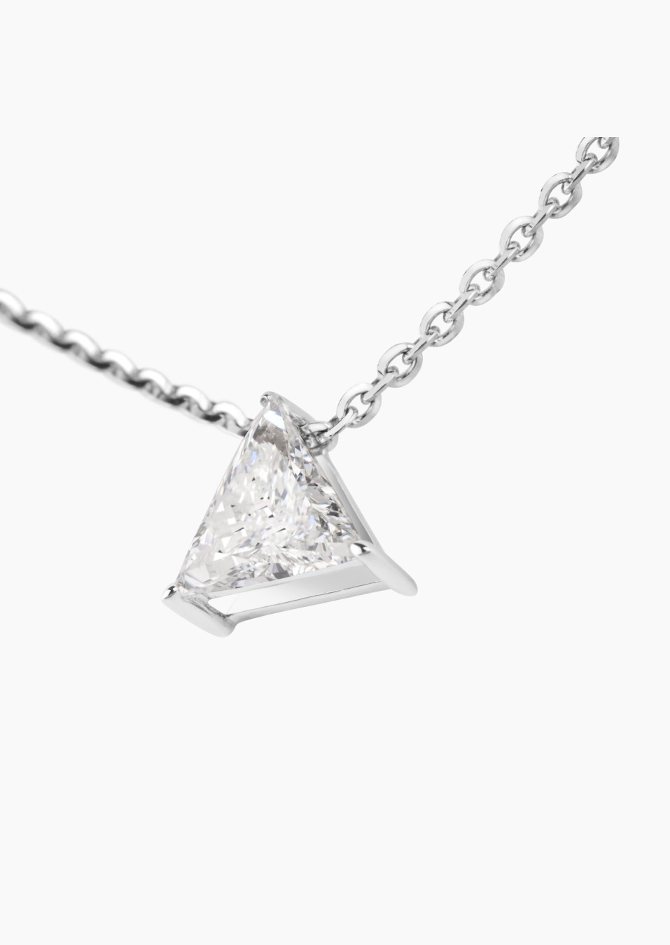 Collier La Sublime en or blanc et diamant triangle - Maison Lepage joaillier créateur français 1922