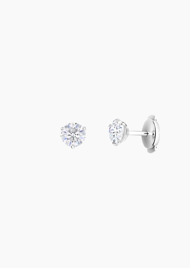 
                                                                                    Jolis Cœurs earrings in white gold with 0.5-carat diamonds – Maison Lepage, French jeweler and designer since 1922.
                                                                            