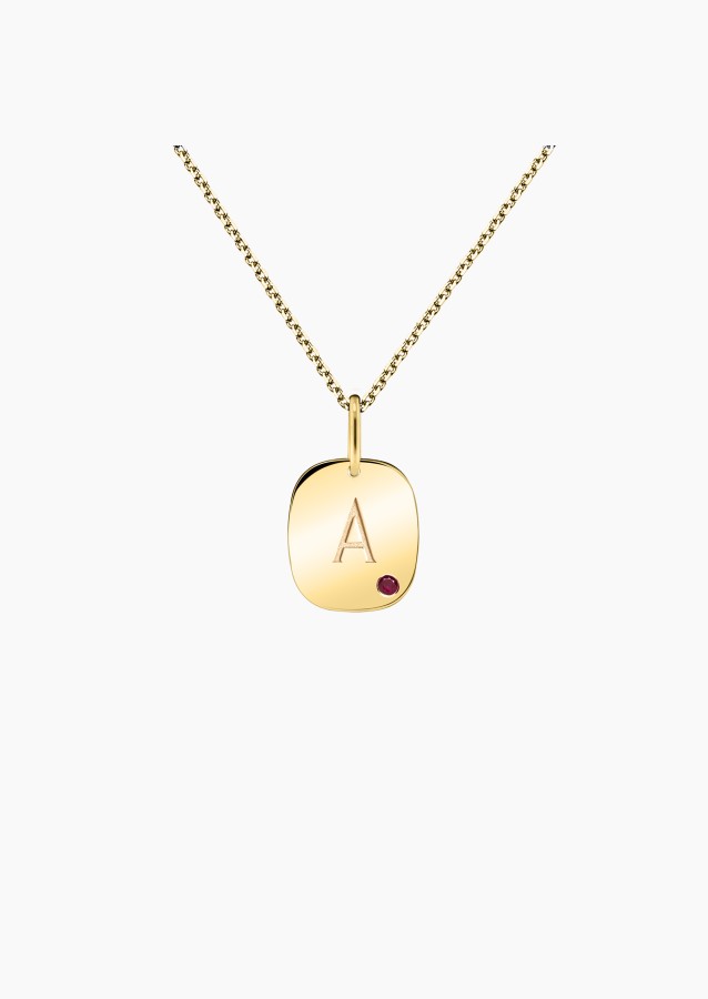 Coussin medal in yellow gold with ruby – Maison Lepage, French jeweler and designer since 1922.