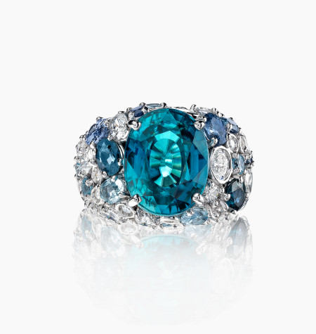 L’Envoûtante ring in 18k white gold, blue zircon, diamonds, aquamarines, blue sapphires and topazes – Maison Lepage, jeweler and