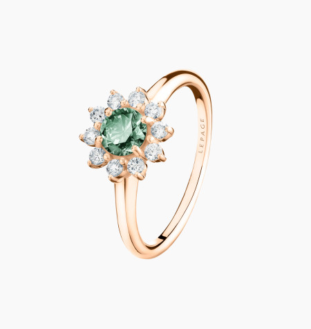 
                                                                                    Marguerite ring in gold, green sapphire and diamonds
                                                                            