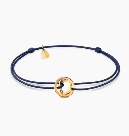 
                                                                                    Bracelet Alba en or jaune et cordon bleu
                                                                            