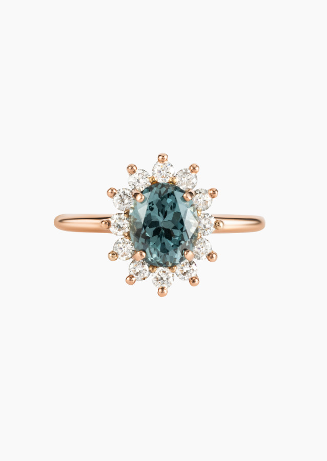 Daisy grey spinel & diamond ring in rose gold | LEPAGE