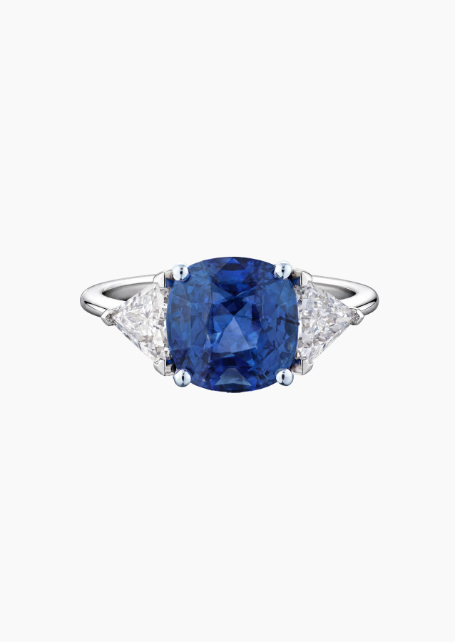 Bague saphir bleu coussin or blanc | Maison Lepage