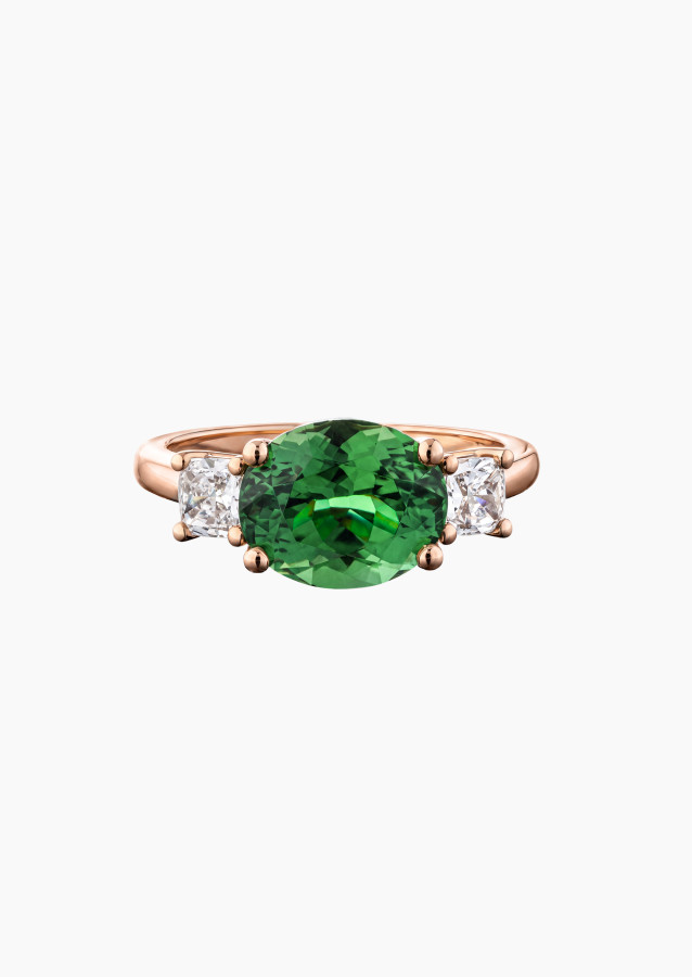 Oval green tourmaline ring in rose gold | Maison Lepage