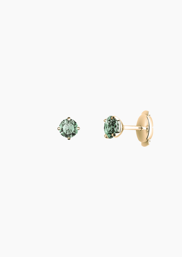 
                                                                                    Evidence earrings - Green sapphire
                                                                            