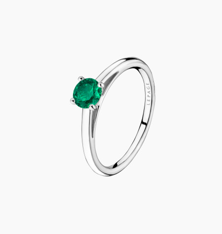 
                                                                                    1922 solitaire ring - Emerald
                                                                            