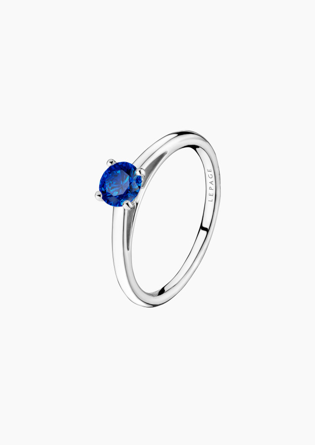 
                                                                                    1922 solitaire ring - Sapphire
                                                                            