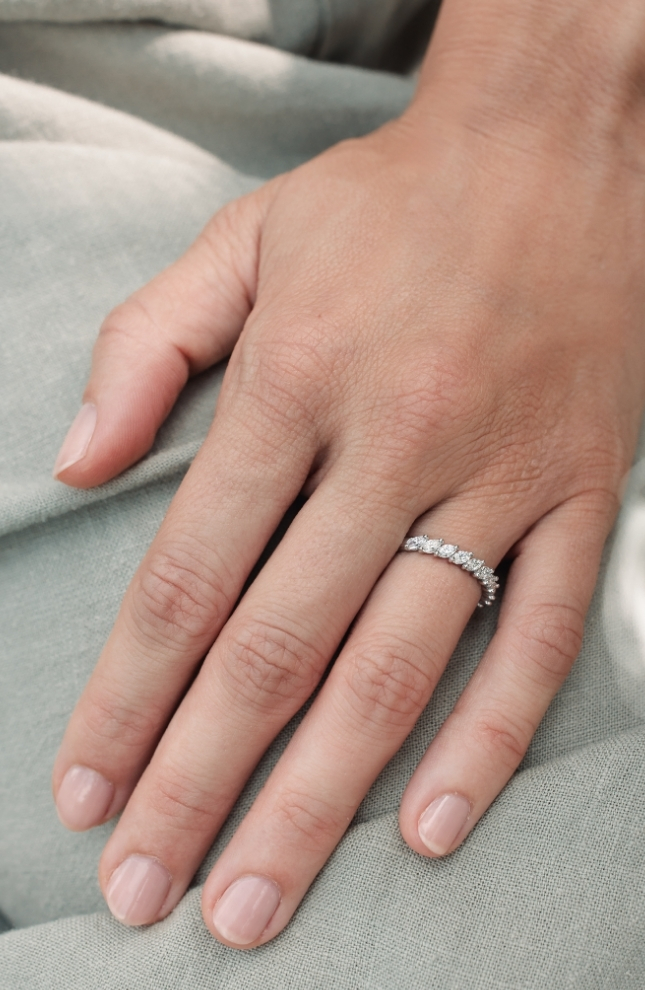 Suzanne wedding ring - Diamonds 