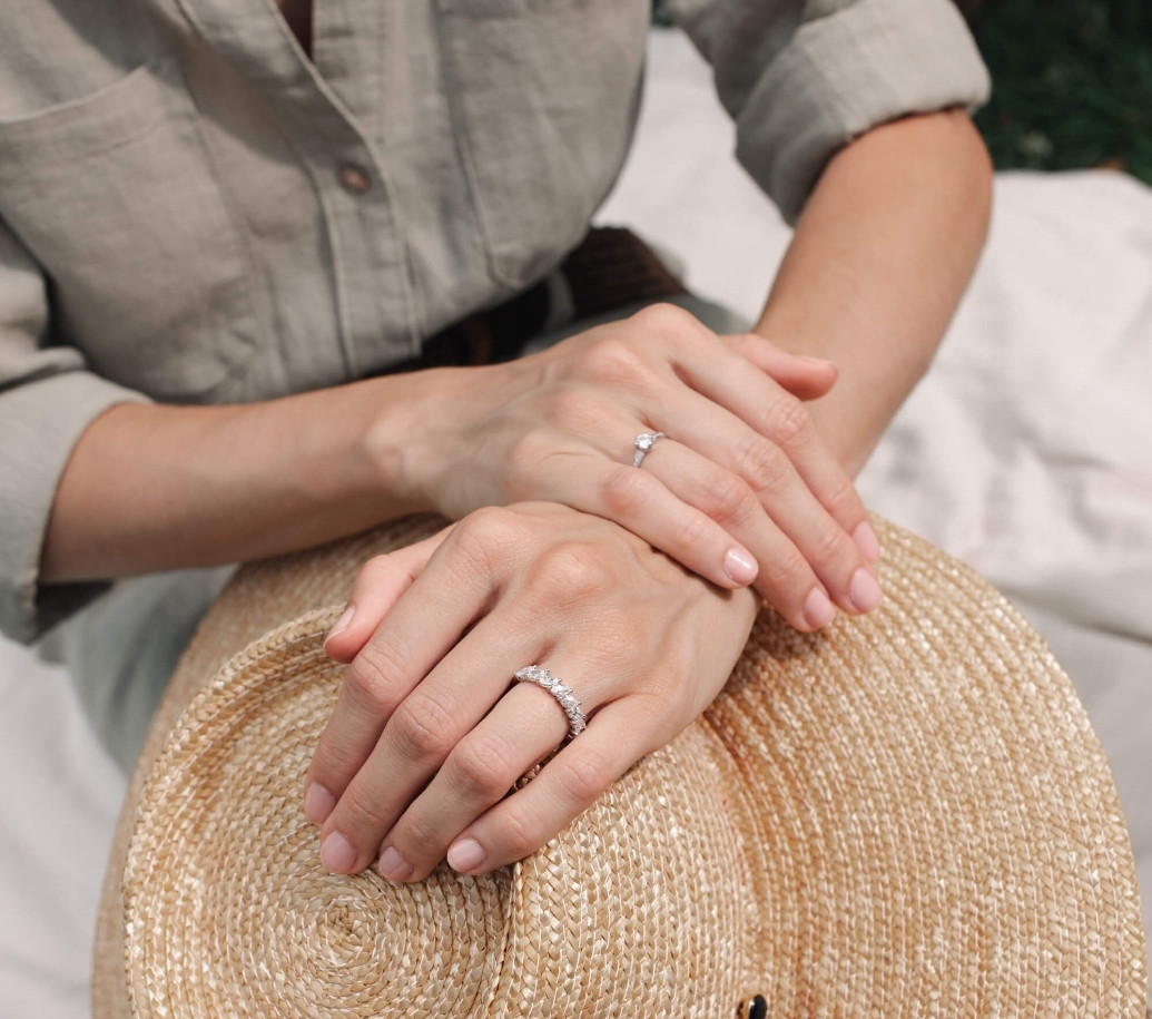 Suzanne wedding ring - Diamonds 