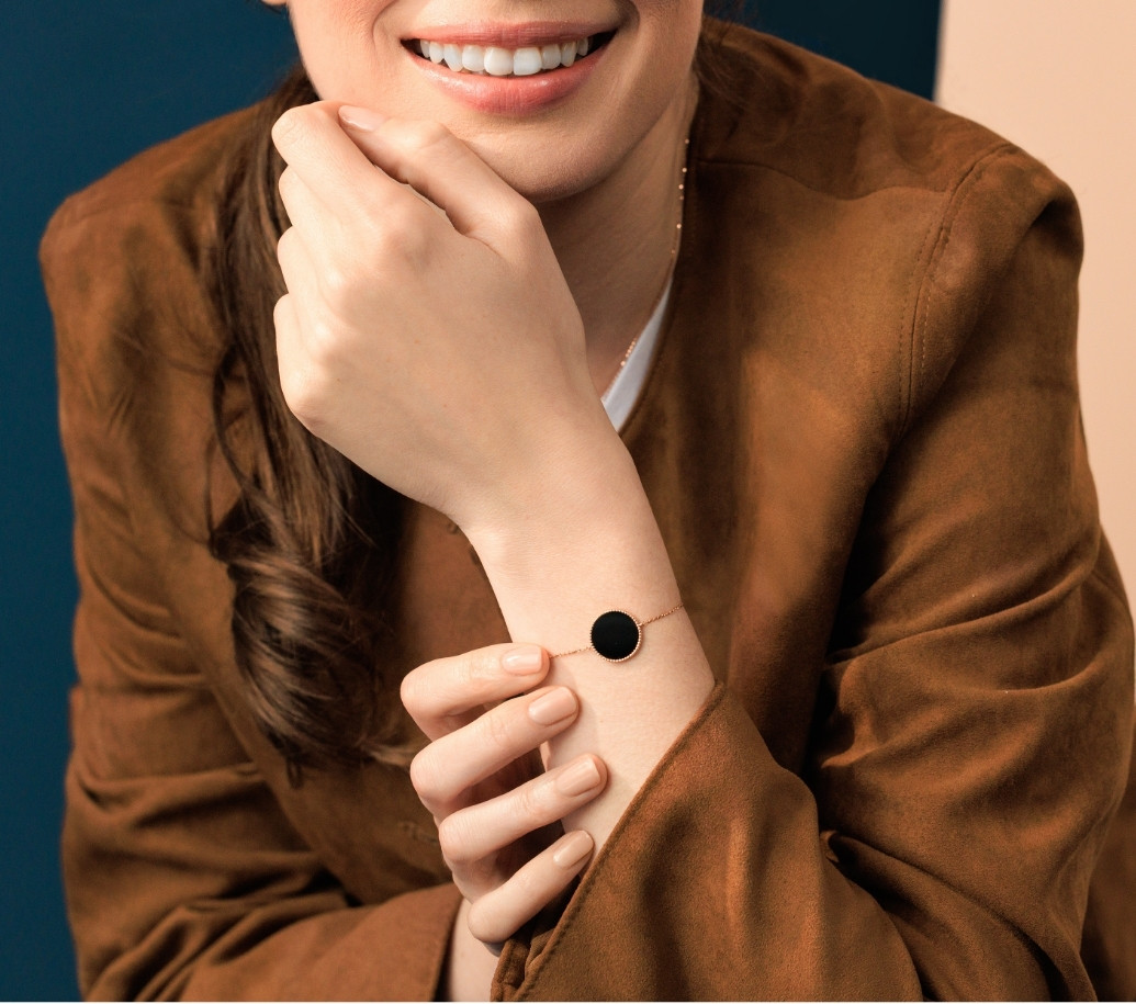bracelet lune perlee onyx