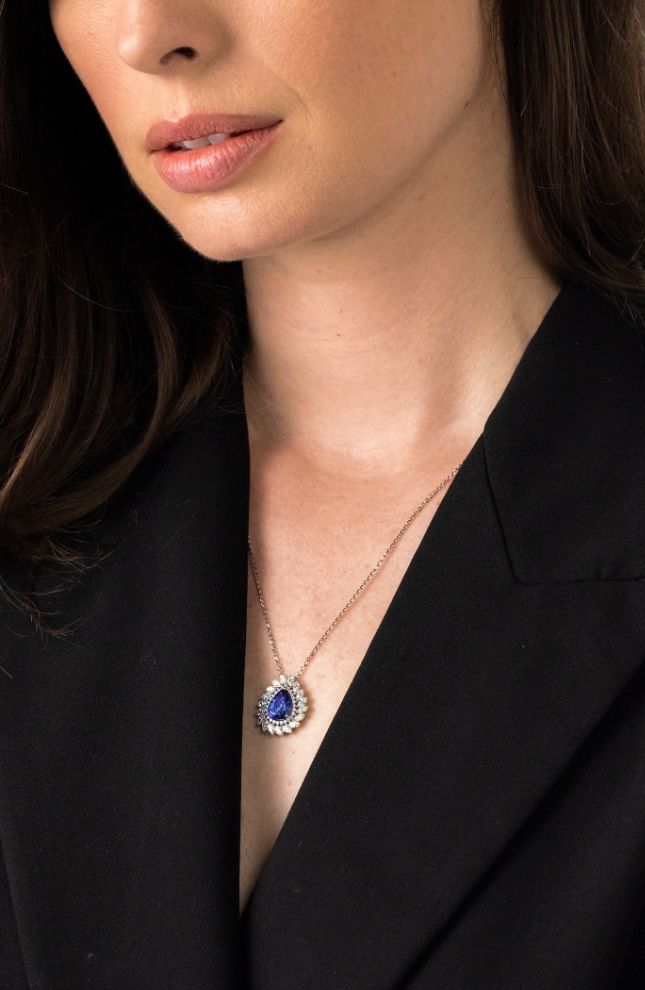 collier tanzanite