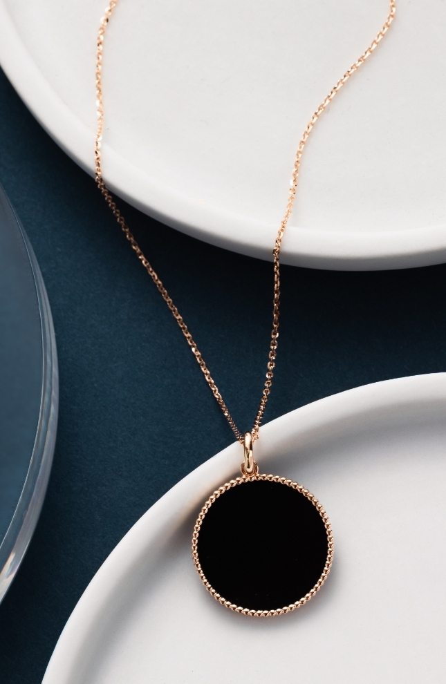 médailles chromatique onyx et or rose