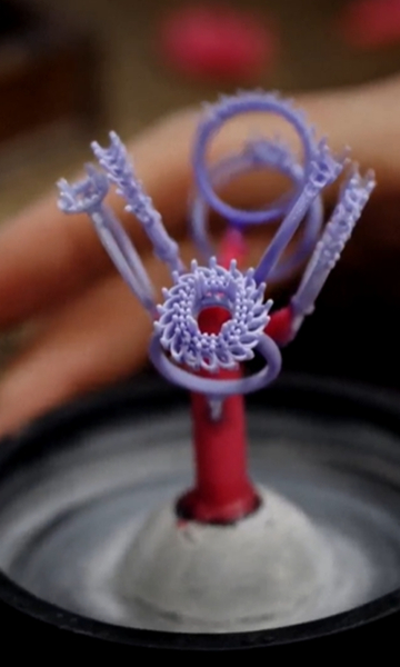 mold for casting the piece