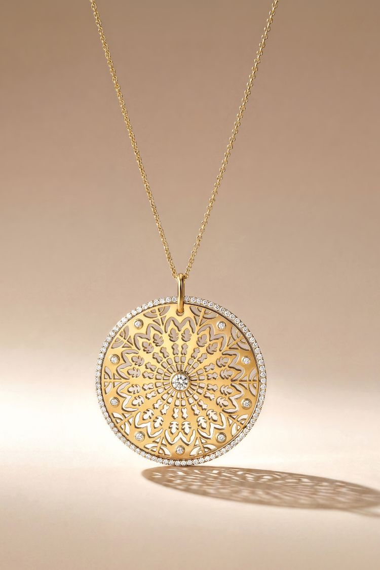 médaille colette rosace or jaune et diamants