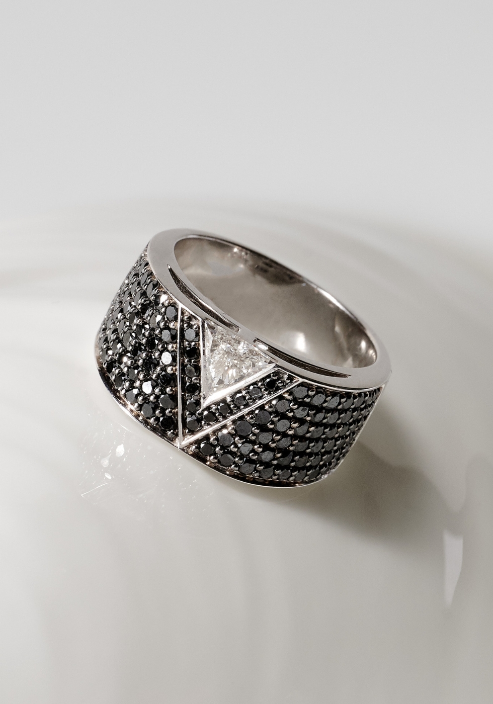 Black diamonds rings